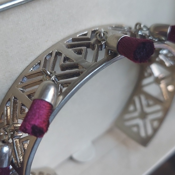 Jen Atkins x Chloe & Isabel hair cuff -  antique silver with red tassels